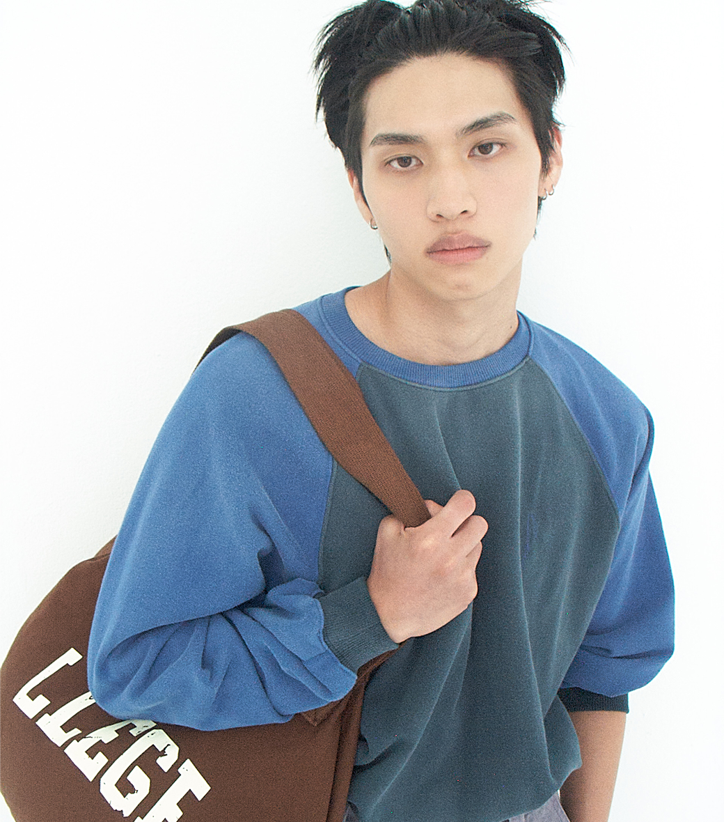 CONTRAST RAGLAN VINTAGE SWEATSHIRT